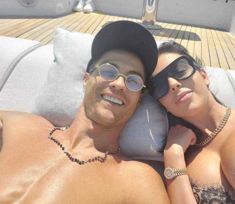 Georgina Rodriguez: “Máy sưởi ấm giường” của siêu sao Ronaldo có gì thú vị? 2 Georgina Rodriguez 3
