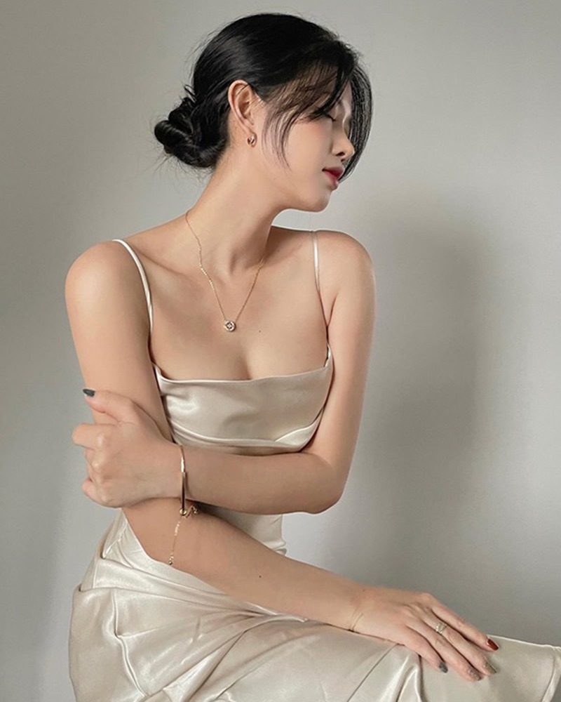 Cô gái xinh đẹp tóc dài gây ấn tượng với vẻ đẹp dịu dàng, thuần khiết 6 Trà Giang - Gái xinh tóc dài khiến bao chàng trai phát cuồng