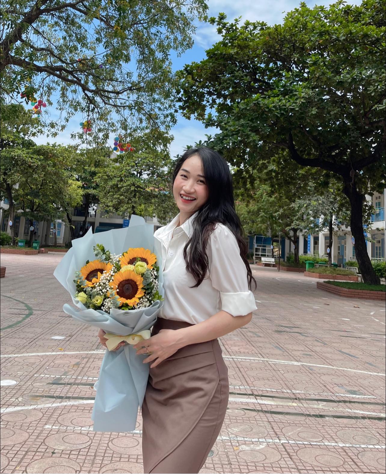 Lưu Thị Phương Thảo - Chân dung cô giáo hot nhất Lưu Thị Phương Thảo Vsbg 13