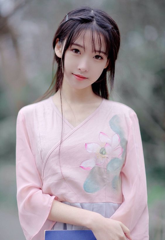 Tổng hợp hình ảnh gái xinh trên tik tok. Thanh Mẫn dễ thương, dễ thương.