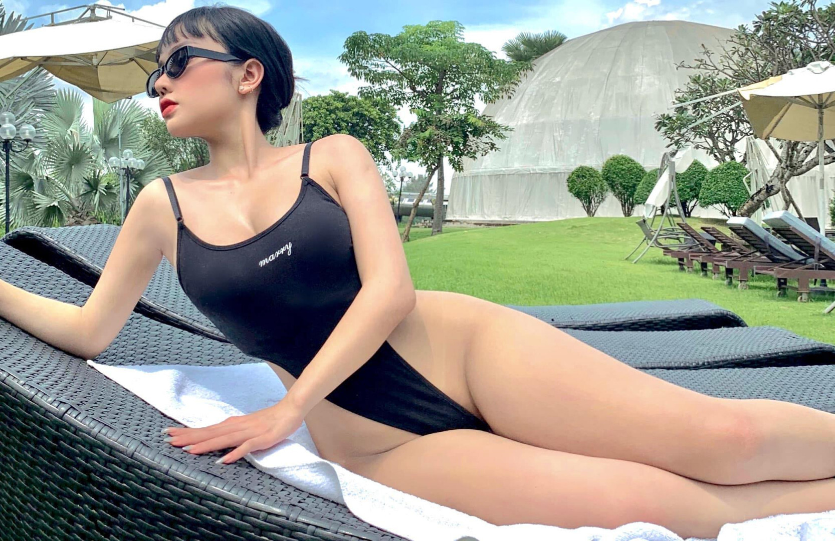 Dương Mỹ Điền - Top ngực đầy đặn chảy sữa 1 Dương Mỹ Điền 18