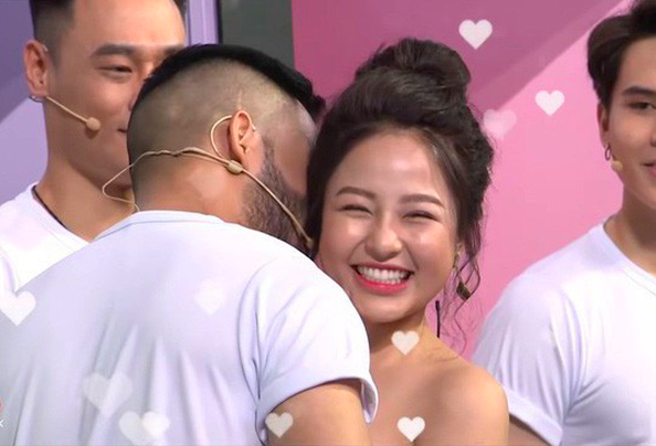 Hot girl Anh Trâm và link video 9 phút, body trắng trẻo đầy đặn 5 Trầm An.18